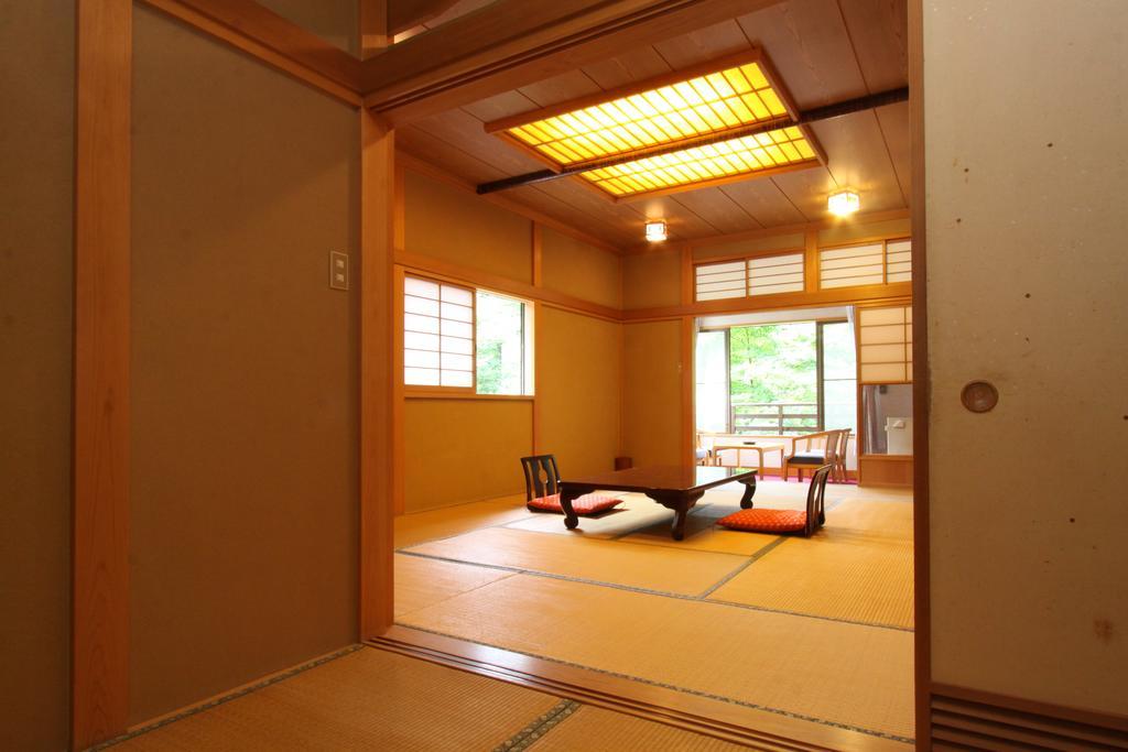Hotel Yanagiya Chichibu Esterno foto